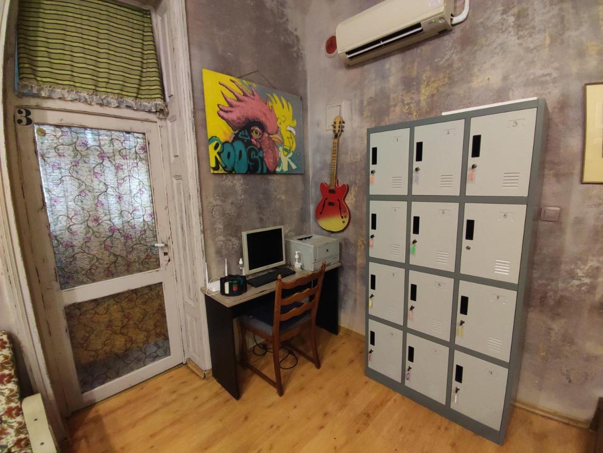 Rooster Hostel Veliko Tarnovo Kültér fotó